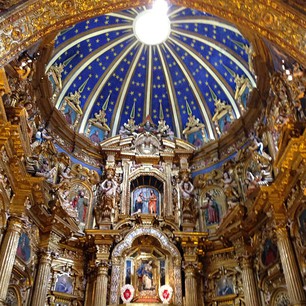 Beautiful #historic compañia de Jesus #church in #quito #ecuador -- #catholic #jesuit #architecture #travel #instatravel