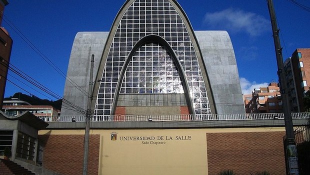 Exterior of the chapel at La Salle University in Bogotá, Colombia. Photo: Pedro Felipe