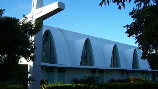 The church at the Catholic University in Ponce, Puerto Rico is all round corners.