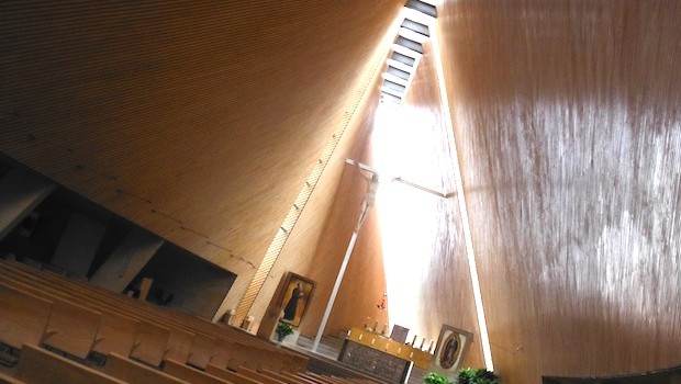 The Iglesia San José María, in Mexico City's Santa Fe district.