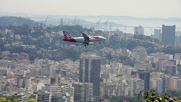 TAM Airlines Airbus, viewed from Pão de Açucar (Sugar Loaf) in Rio de Janeiro.