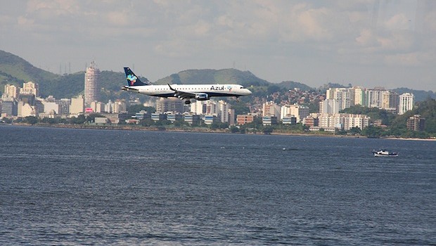 Azul Linhas Aereas (Azul Airlines) Embraer about to land at Santos Dumont airport in Rio.