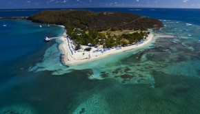 El Conquistador is offering family travel deals in Puerto Rico.