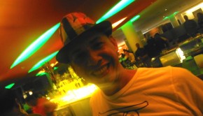 "Let me take a selfie!" La Concha hotel in Puerto Rico has a selfie contest.