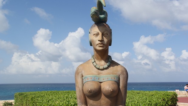 A statue of the Mayan goddess Ixchel at Punta Sur, Isla Mujeres.