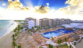 Grand Residences Riviera Cancun offers a Mexico beach vacation package.