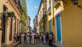 Santería procession in Havana, Cuba. PHOTO: Jia Han Dong/Smithsonian Journeys