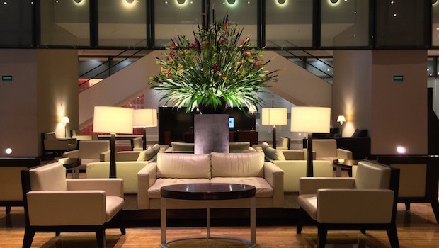 Hotel lobby decor at the Hilton Mexico City Reforma.