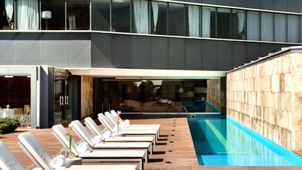 Outdoor pool at the Hilton Mexico City Reforma hotel.