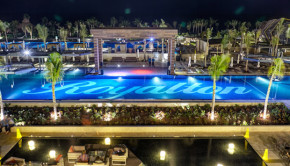 The Royalton Riviera Cancun is hosting a comedy festival.