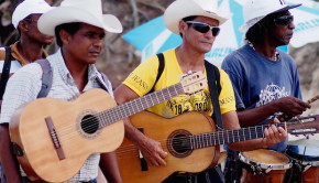 Guitar musicians in Cuba. Photo: Just 90 Miles